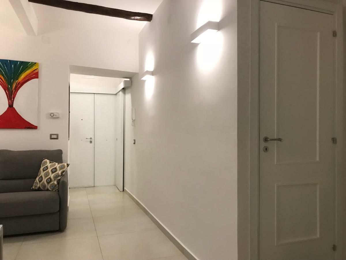 Napoli Plebiscito Apartment Buitenkant foto