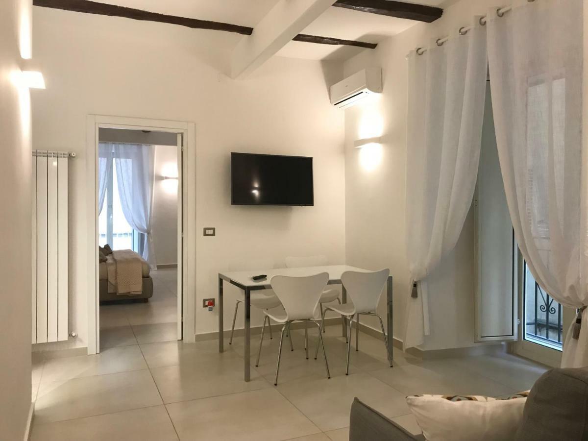 Napoli Plebiscito Apartment Buitenkant foto