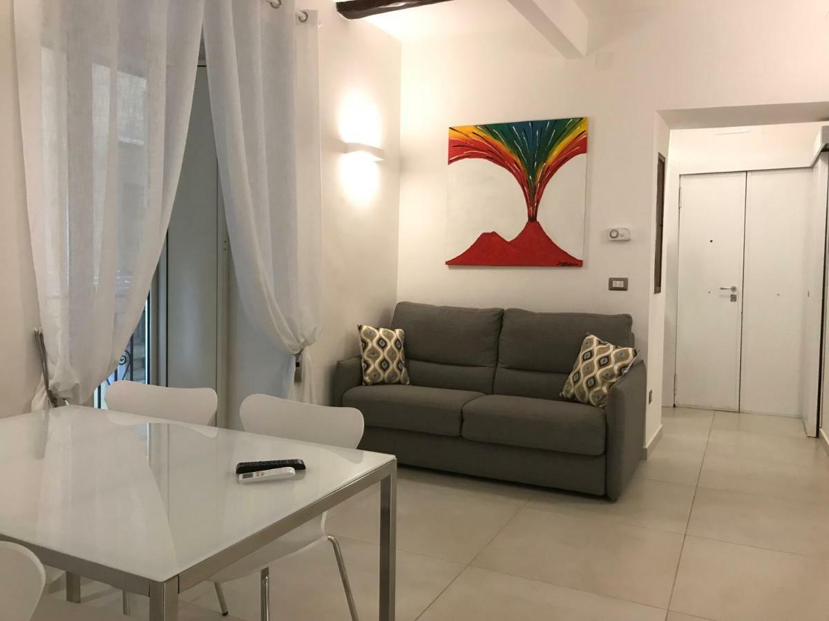 Napoli Plebiscito Apartment Buitenkant foto